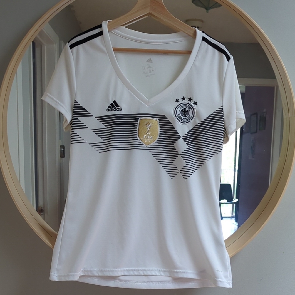 ​Adidas Germany 2014 FIFA World Champions Jersey Women's XL White Climalite